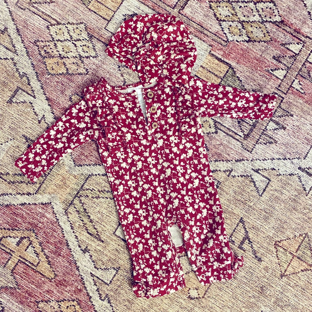 Never worn Laura Ashley onsie with hat 0-3M